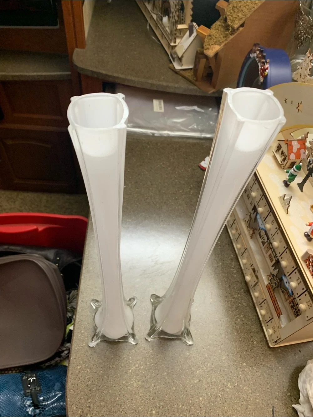 Two White 20 Inch Eiffel Tower Vases Glass Centerpiece